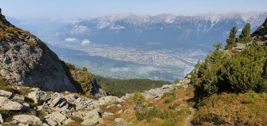 Tiefblick nach Innsbruck!