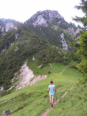 links der Innerwaldanstieg zum Spitzstein