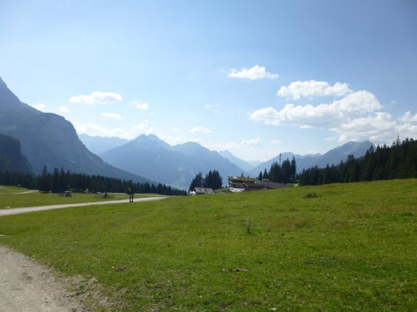 Ziel in Sicht - die Ehrwalder Alm