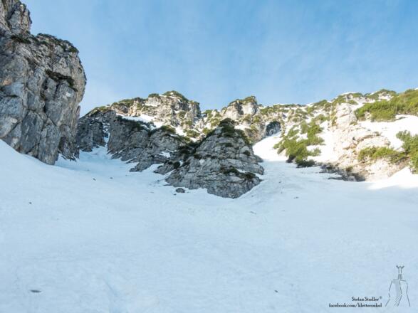 ganz unten kommt die Schlegelrinne von Westen rein