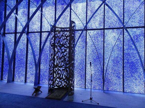 Fensterfront der Penzberger Moschee