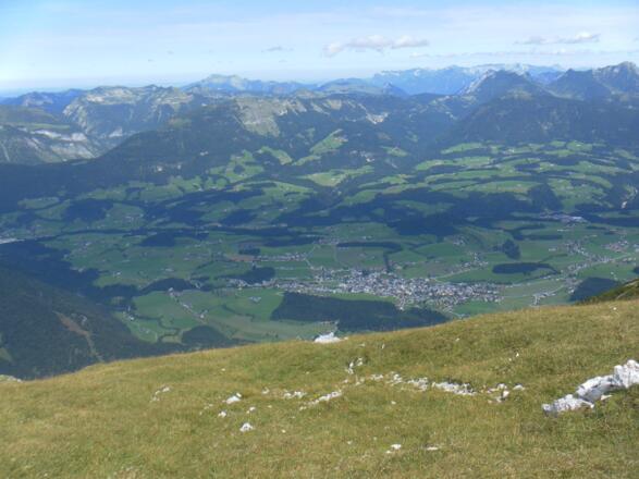 Abtenau vor Salzkammergutbergen