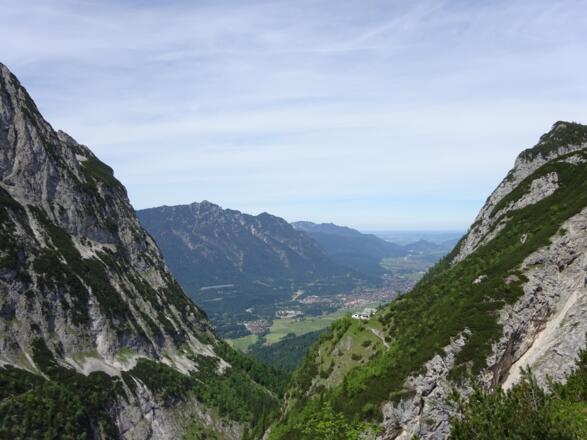 Rinderweg - Blick Richtung Garmisch