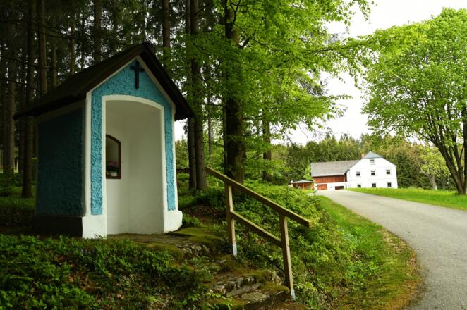 Eine von mehrern Kapellen am Koglerberg-Weg