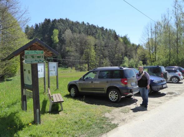 Wanderparkplatz bei Obermiethnach