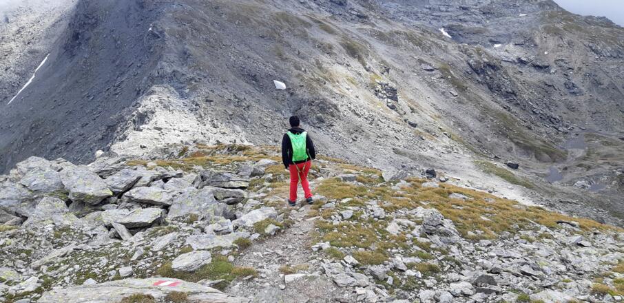 Beim Abstieg vom Rosenjoch Richtung Grünbergspitze.