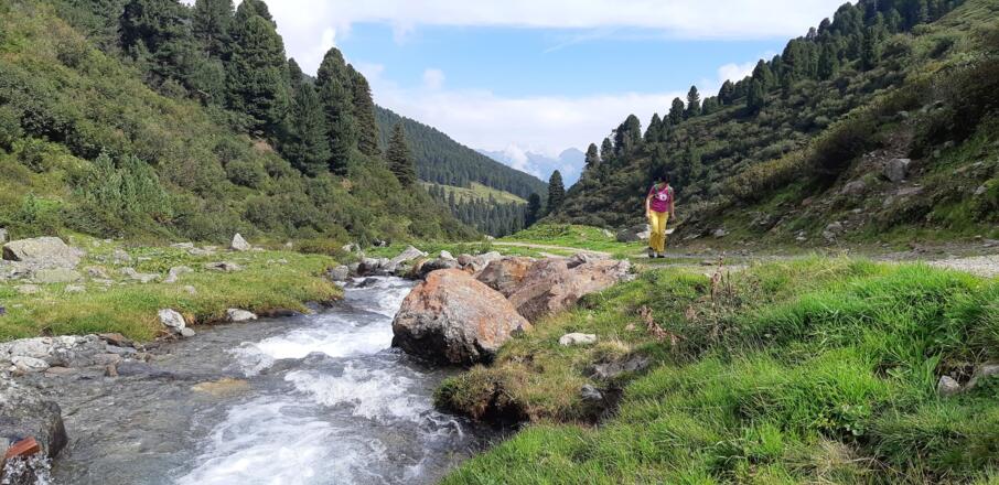 ... begleitet von Bergbachrauschen ...