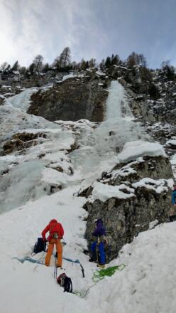 Unter der rechten Variante des Obstanzer Eisfalles