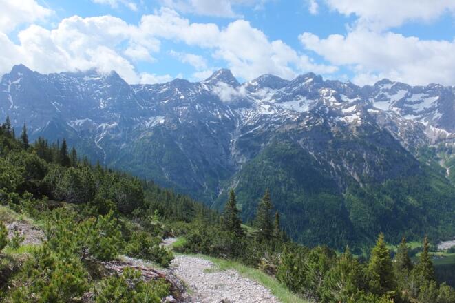 Wieder auf dem Weg im Abstieg nach Hinterhornbach