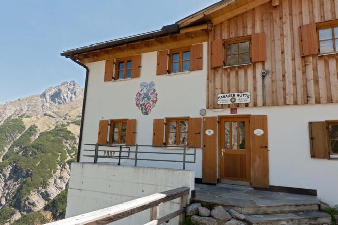 Hanauer Hütte ; 1922m