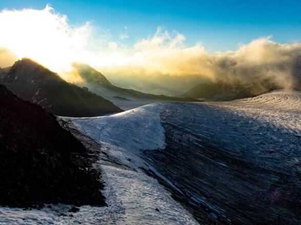 Aufgenommen vom ersten Felsstück des Wilden Pfaffs mit dem Blick auf die Müllerhütte, von der wir kamen.