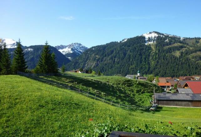 Haus Talblick - Ferienwohnungen + Gästezimmer