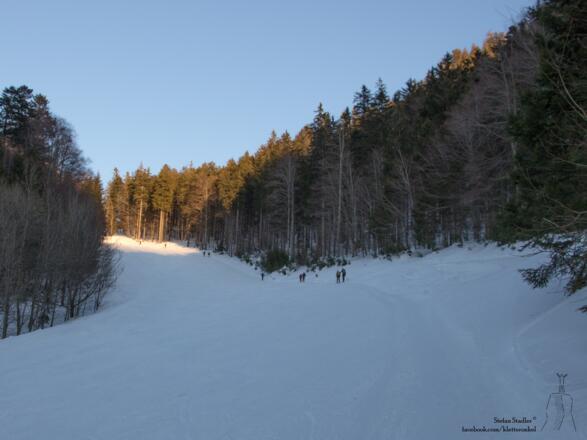 ...und dann auf der Piste ansteigen