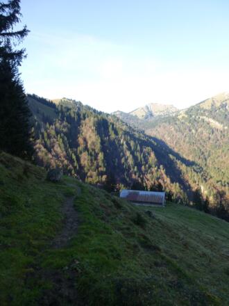 Oberhalb der Hirschgundalpe