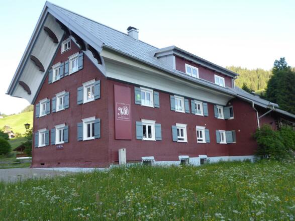 Außenansicht Haus No. 60 im Sommer