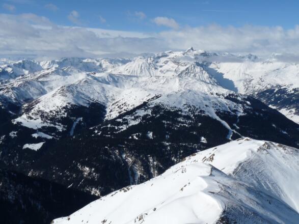 Durchwegs steil, aber auch aussichtsreich ist der Anstieg zum Gipfel der Vennspitze.