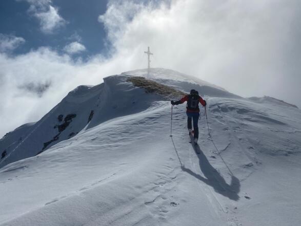 Der Gipfel des Roßgrubenkofel ist erreicht.