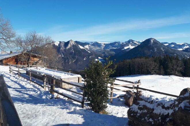 winterlicher Ausblick von der Hohen Asten