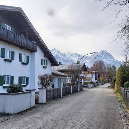 Haus Bader im Herbst