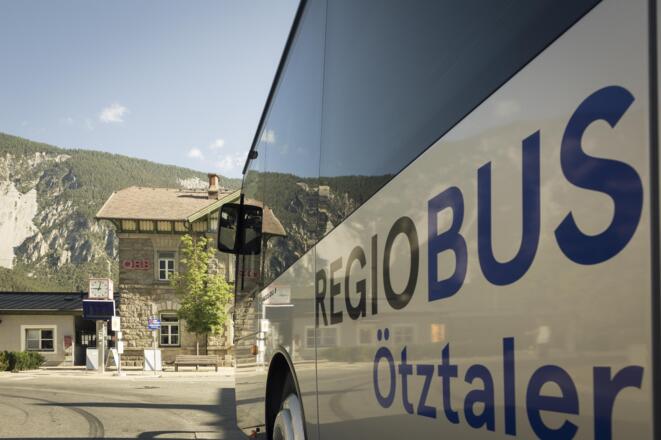 Bus 2
