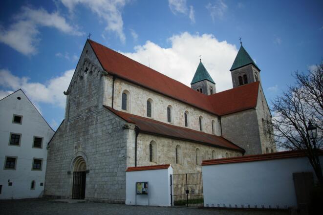 Pfarr- und ehemalige Klosterkirche St. Maria Immaculata in Biburg