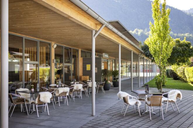 auenbereich-vor-hotel-jufa-hotel-montafon-1440x960