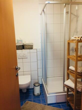 F62A432C-BD9F-4DA0-B4DE-FE92F17C0F69_1_105_c