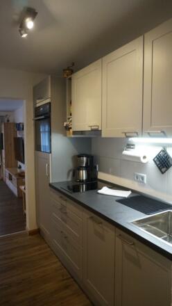 neue Küchenzeile inkl. Backofen / Spülmaschine