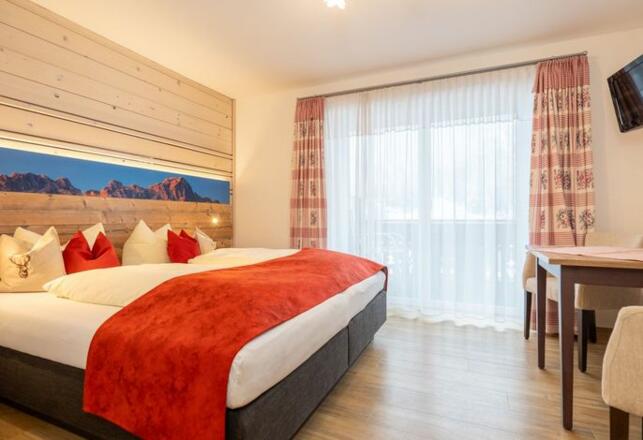 Doppelzimmer mit Balkon