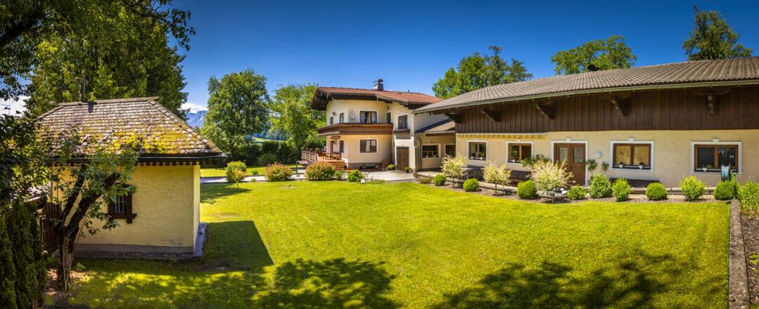 20220615_WallmerhofAussen_054-Pano_klein