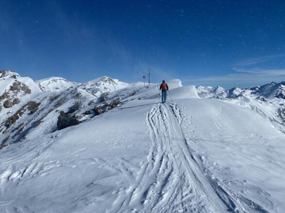 Der Rücken mit dem 2623 m hohen Mislkopf ist erreicht.