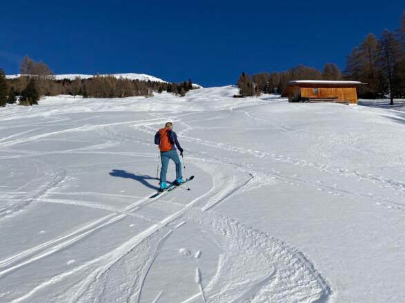 Durch die Südausrichtung ist selbst im Hochwinter der Anstieg durch die wärmenden Sonnenstrahlen sehr angenehm.