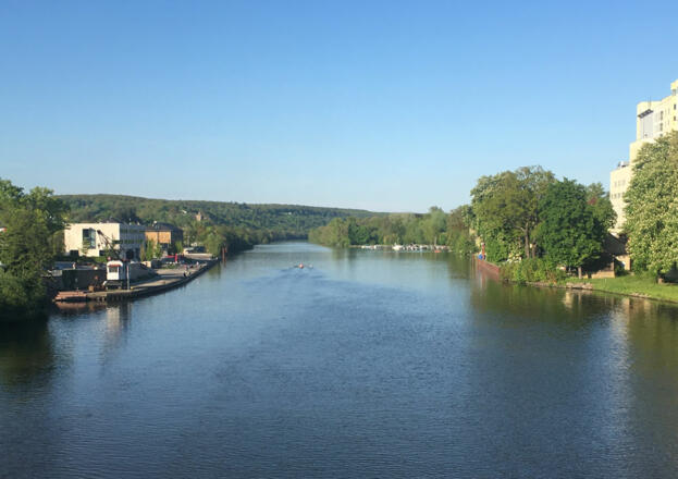 Schleifenroute - Main bei Schweinfurt von Brücke / Radweg aus gesehen