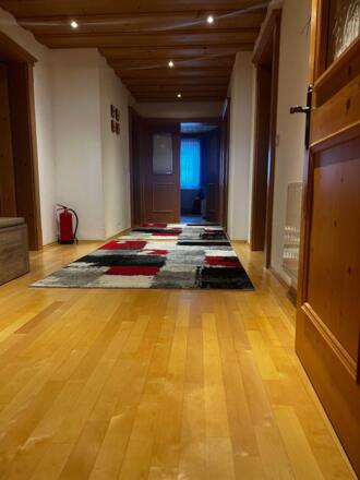 3F20B29B-5745-4B12-8E42-48A0ADBF1D3D