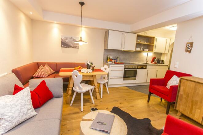 3-Raum Appartement Wohn-Essbereich