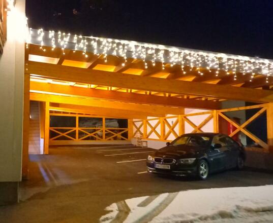 Carport Gruber Apartments