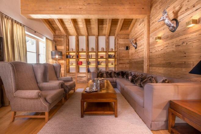 Chalet II Living room