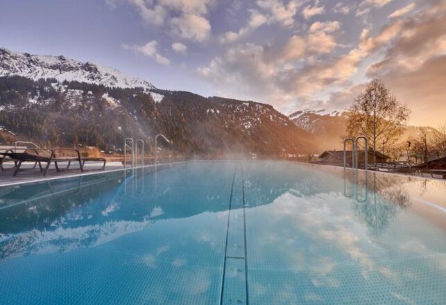 Infinity-Pool