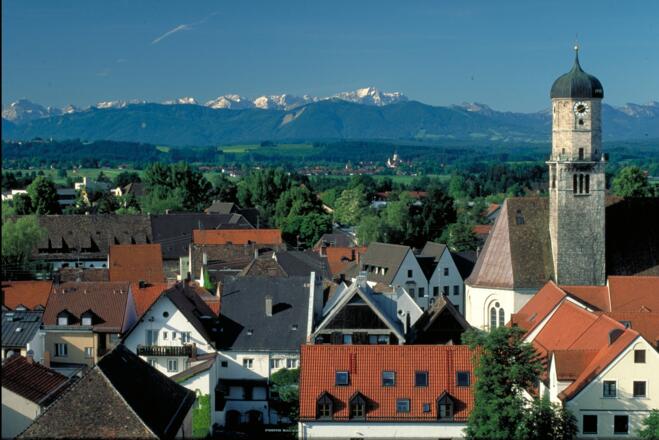 Weilheim mit Blick auf die Alpen