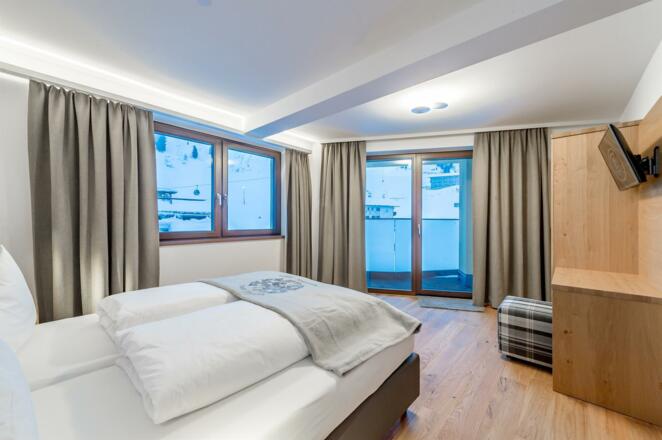 LEFT_Schlafzimmer