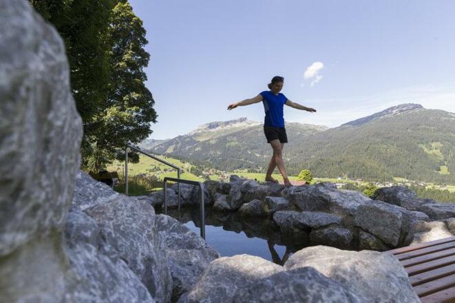 Naturerlebnisplaetze Wassertretbecken Kneipp Schwa