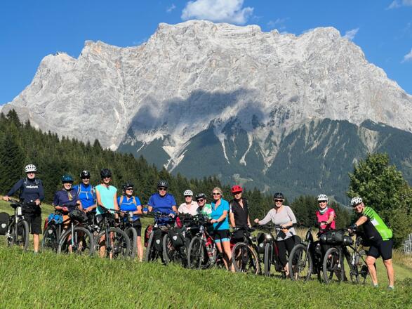 Kurz vor Ehrwald mit Zugspitze