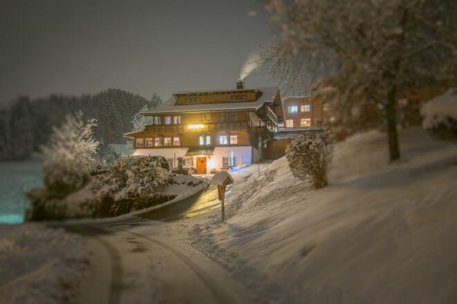 Haus Winter abend