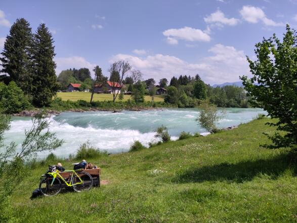 Am Ufer des Lechs in Lechbruck