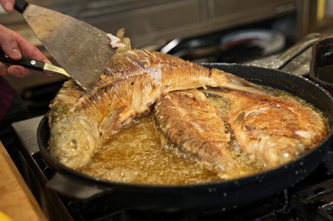 Fisch im Ganzen mit Petersilkartoffeln DSC01890_DxO