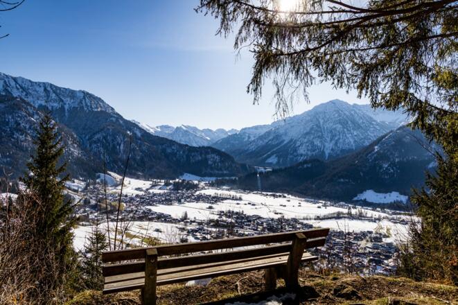 Pausenbänkle auf dem Weg zum Steinköpfle.