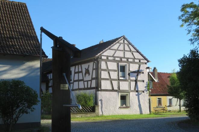 Dorfbrunnen, Fabrikschleichach