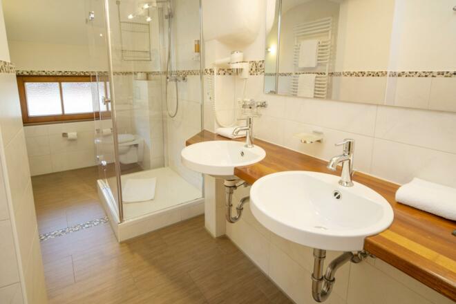 Komfort Doppelzimmer Bad