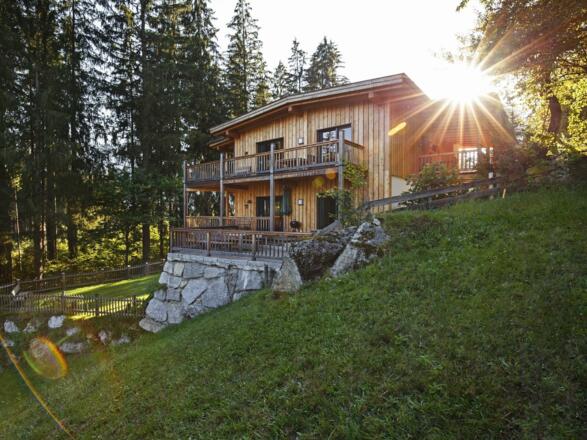 Haus Aussen Ost-Sonne_Sommer