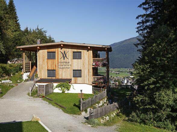 Haus Aussen West_Sommer